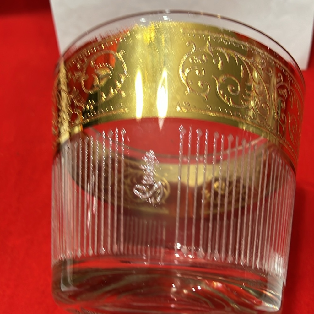 Vintage 1970’s Mid- Century Modern Starlyte Ice Bucket. 6” Wide x 5” Tall. Gold.